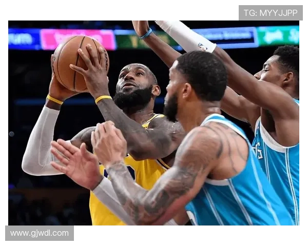 NBA状元大战榜眼巅峰对决灰熊苦战四节险胜鹈鹕夺关键胜利